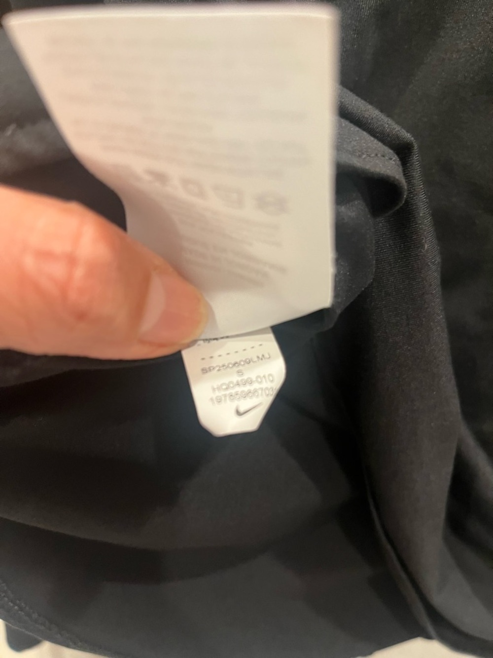 Nike Black womens Quarter-Zip Performance Top - Picture 4 of 5